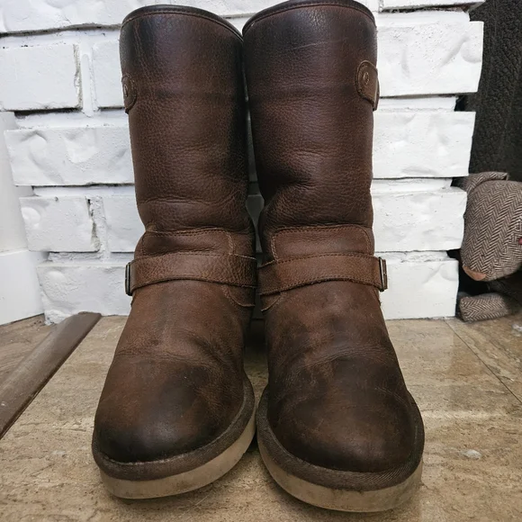 Ugg Kensington Brown Leather Moto Boots Sheepskin Lining Mid Calf Buckle Detail - Picture 2 of 16